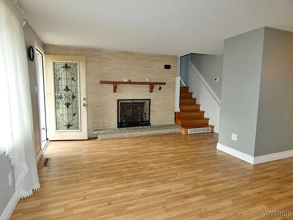 17 Pamela Drive, Cheektowaga, New York 14043, Cheektowaga, New York 14043, 5 Bedrooms Bedrooms, ,1 BathroomBathrooms,Residential,For Sale,17 Pamela Drive, Cheektowaga, New York 14043,0,B1645385