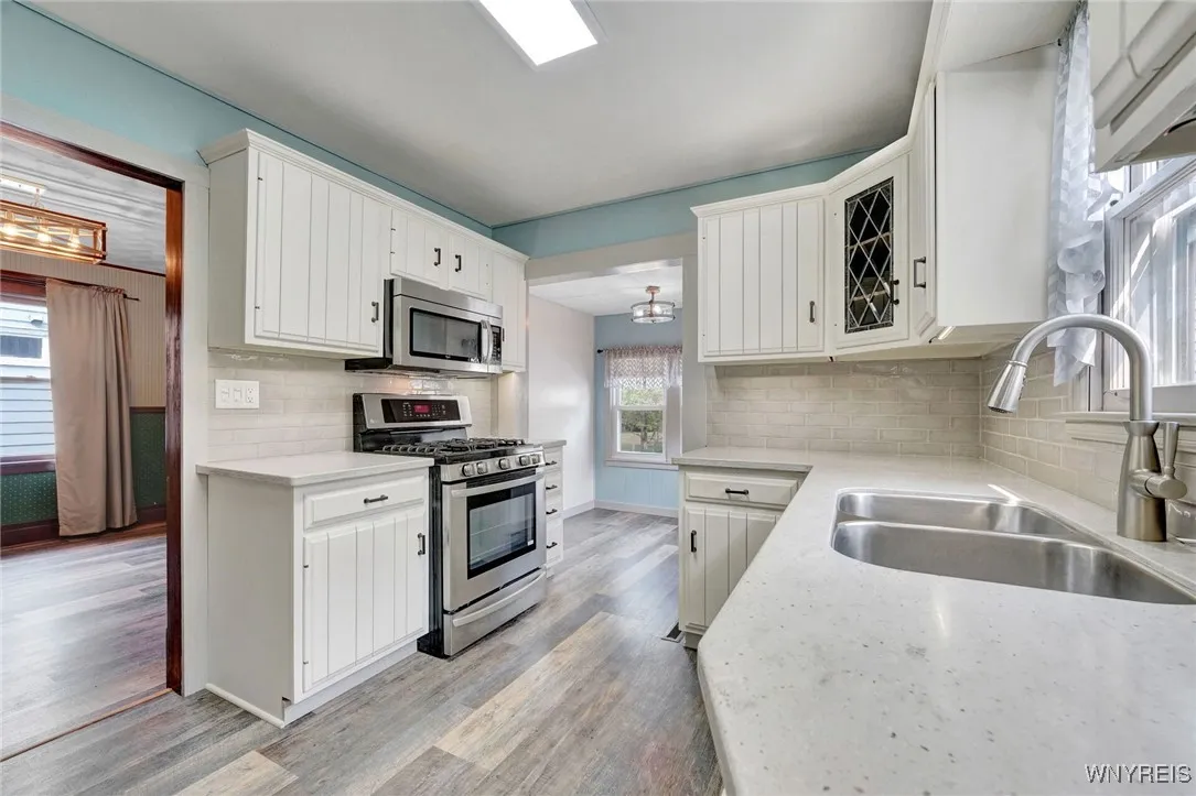 228 South Forest Road, Amherst, New York 14221, Amherst, New York 14221, 3 Bedrooms Bedrooms, 11 Rooms Rooms,1 BathroomBathrooms,Residential,For Sale,228 South Forest Road, Amherst, New York 14221,0,B1645094