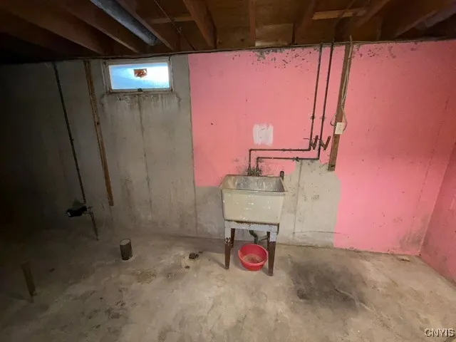 131 Hillside Way, Camillus, New York 13031, Camillus, New York 13031, 3 Bedrooms Bedrooms, 9 Rooms Rooms,2 BathroomsBathrooms,Residential,For Sale,131 Hillside Way, Camillus, New York 13031,0,S1645404