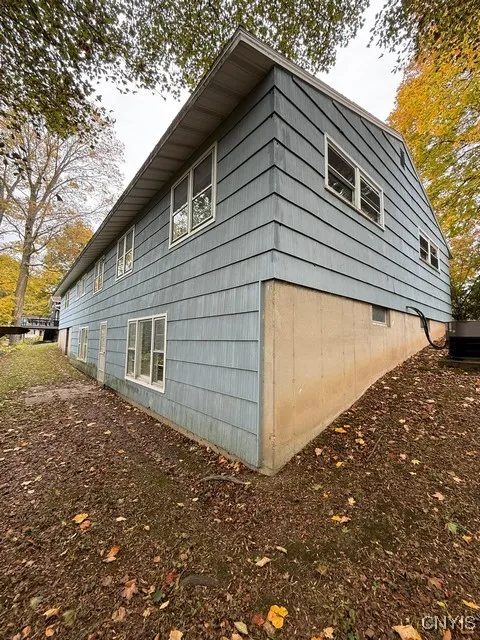 131 Hillside Way, Camillus, New York 13031, Camillus, New York 13031, 3 Bedrooms Bedrooms, 9 Rooms Rooms,2 BathroomsBathrooms,Residential,For Sale,131 Hillside Way, Camillus, New York 13031,0,S1645404