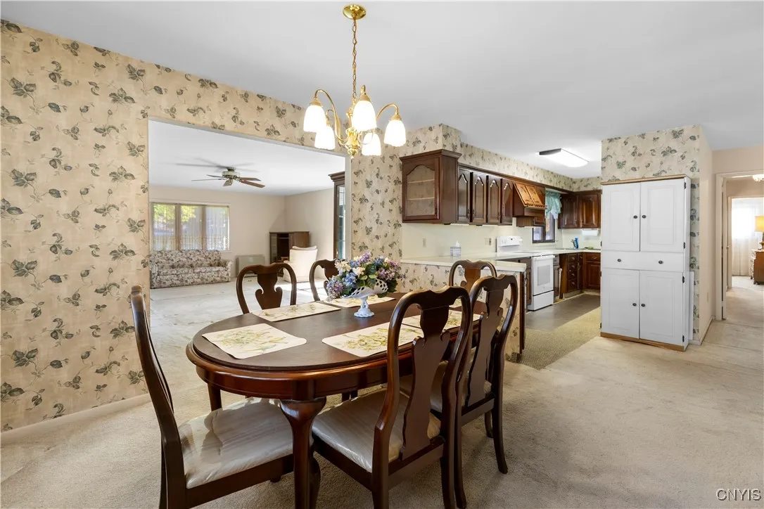 926 West Thomas Street, Rome, New York 13440, Rome, New York 13440, 3 Bedrooms Bedrooms, 8 Rooms Rooms,1 BathroomBathrooms,Residential,For Sale,926 West Thomas Street, Rome, New York 13440,0,S1645384