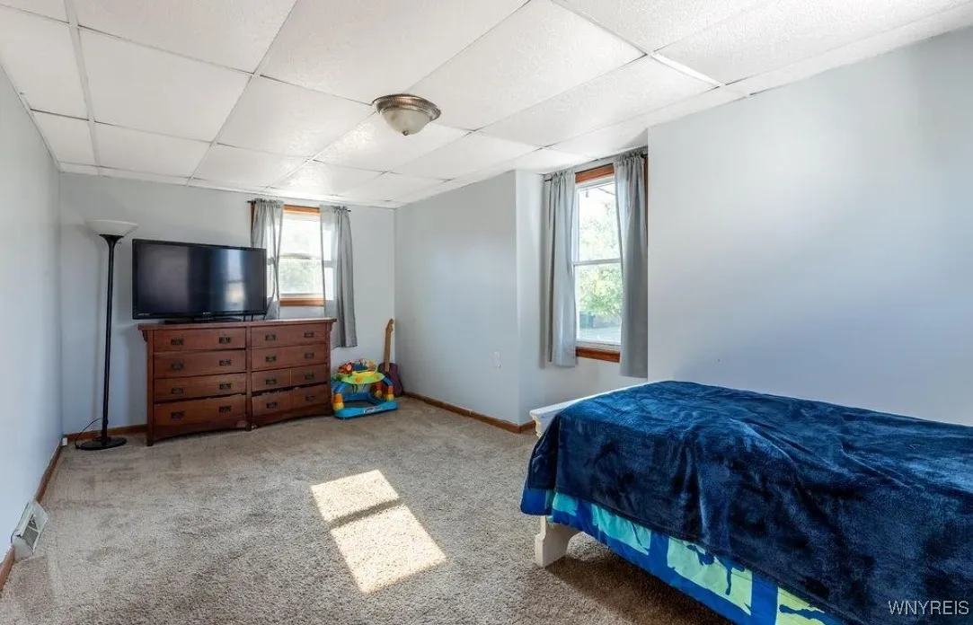 2962 Weston Avenue, Niagara Falls, New York 14305, Niagara Falls, New York 14305, 3 Bedrooms Bedrooms, 9 Rooms Rooms,2 BathroomsBathrooms,Residential,For Sale,2962 Weston Avenue, Niagara Falls, New York 14305,0,B1645370