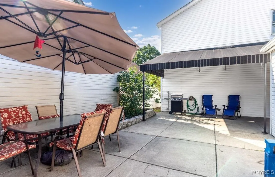 2962 Weston Avenue, Niagara Falls, New York 14305, Niagara Falls, New York 14305, 3 Bedrooms Bedrooms, 9 Rooms Rooms,2 BathroomsBathrooms,Residential,For Sale,2962 Weston Avenue, Niagara Falls, New York 14305,0,B1645370