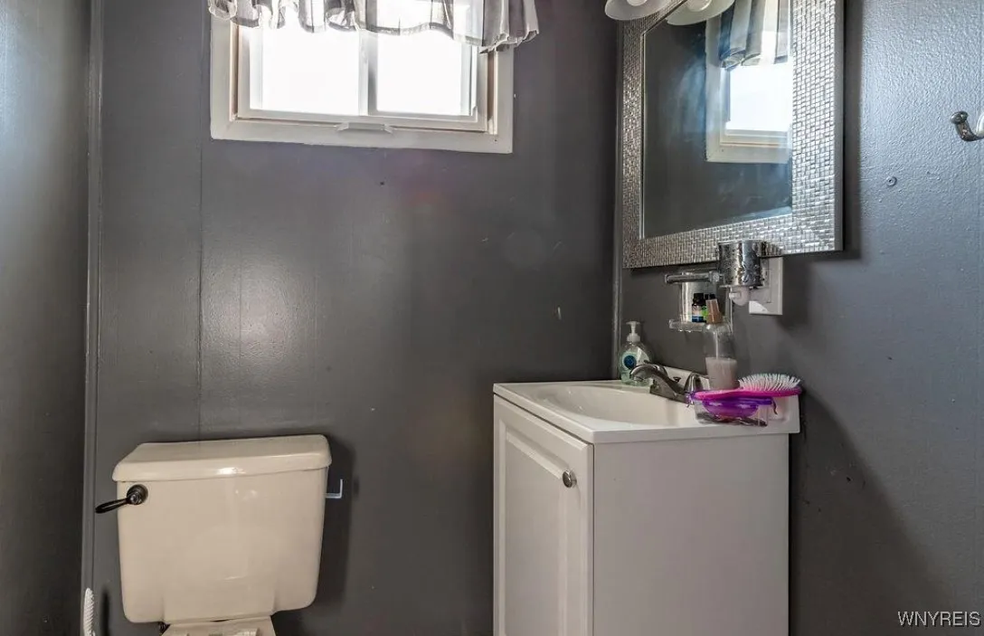 2962 Weston Avenue, Niagara Falls, New York 14305, Niagara Falls, New York 14305, 3 Bedrooms Bedrooms, 9 Rooms Rooms,2 BathroomsBathrooms,Residential,For Sale,2962 Weston Avenue, Niagara Falls, New York 14305,0,B1645370