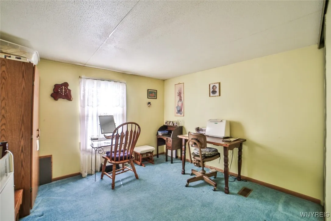 343 Applewood Drive, Lockport Town, New York 14094, Lockport Town, New York 14094, 3 Bedrooms Bedrooms, 5 Rooms Rooms,2 BathroomsBathrooms,Residential,For Sale,343 Applewood Drive, Lockport Town, New York 14094,0,B1632205