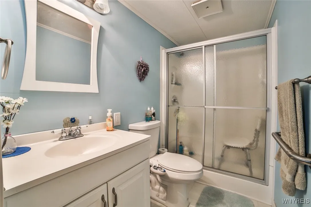 343 Applewood Drive, Lockport Town, New York 14094, Lockport Town, New York 14094, 3 Bedrooms Bedrooms, 5 Rooms Rooms,2 BathroomsBathrooms,Residential,For Sale,343 Applewood Drive, Lockport Town, New York 14094,0,B1632205