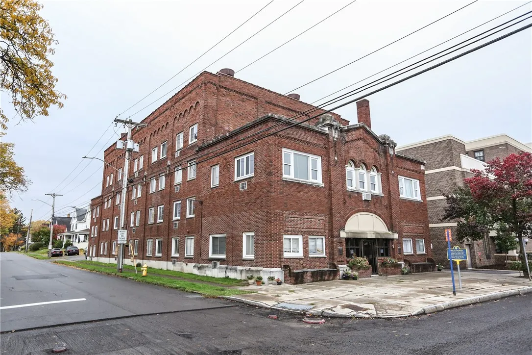 404 Main Street B2, East Rochester, New York 14445, East Rochester, New York 14445, 3 Rooms Rooms,1 BathroomBathrooms,Residential Lease,For Rent,404 Main Street B2, East Rochester, New York 14445,0,R1645430