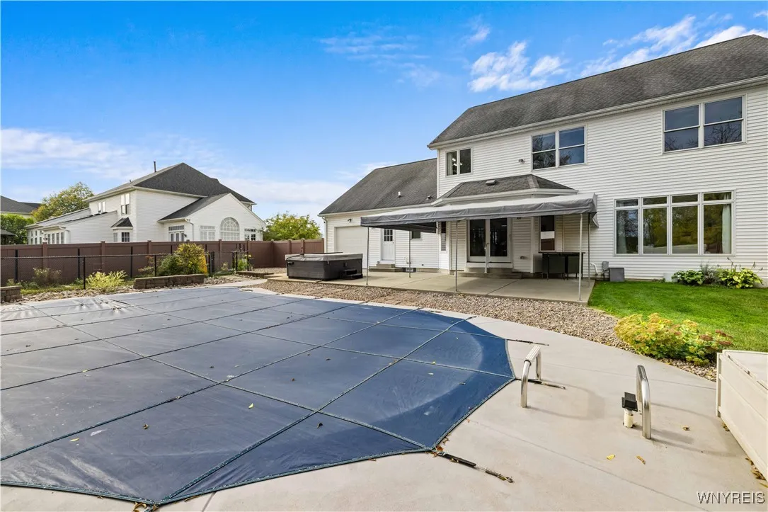 5815 Forest Creek Drive, Clarence, New York 14051, Clarence, New York 14051, 4 Bedrooms Bedrooms, 11 Rooms Rooms,2 BathroomsBathrooms,Residential,For Sale,5815 Forest Creek Drive, Clarence, New York 14051,0,B1644773