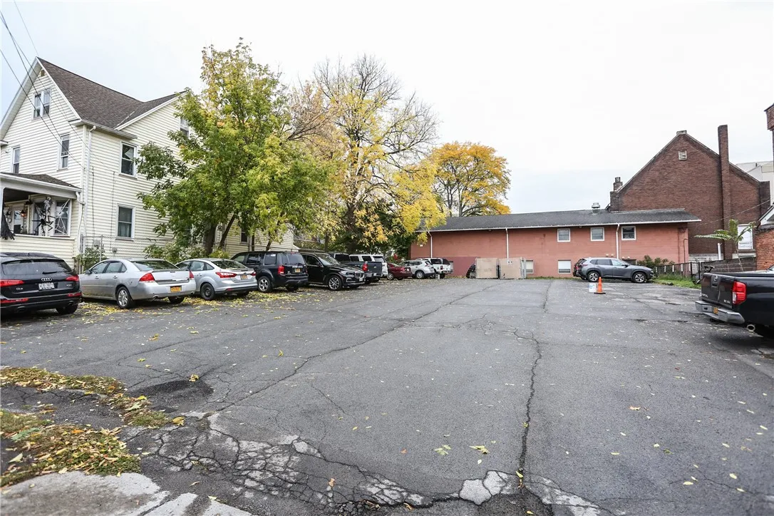 404 Main Street A10, East Rochester, New York 1444, East Rochester, New York 14445, 1 Bedroom Bedrooms, 4 Rooms Rooms,1 BathroomBathrooms,Residential Lease,Closed,404 Main Street A10, East Rochester, New York 1444,0,R1645432