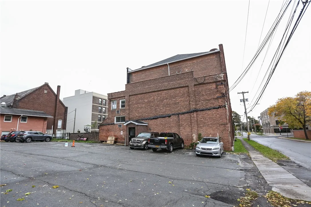 404 Main Street A10, East Rochester, New York 1444, East Rochester, New York 14445, 1 Bedroom Bedrooms, 4 Rooms Rooms,1 BathroomBathrooms,Residential Lease,Closed,404 Main Street A10, East Rochester, New York 1444,0,R1645432