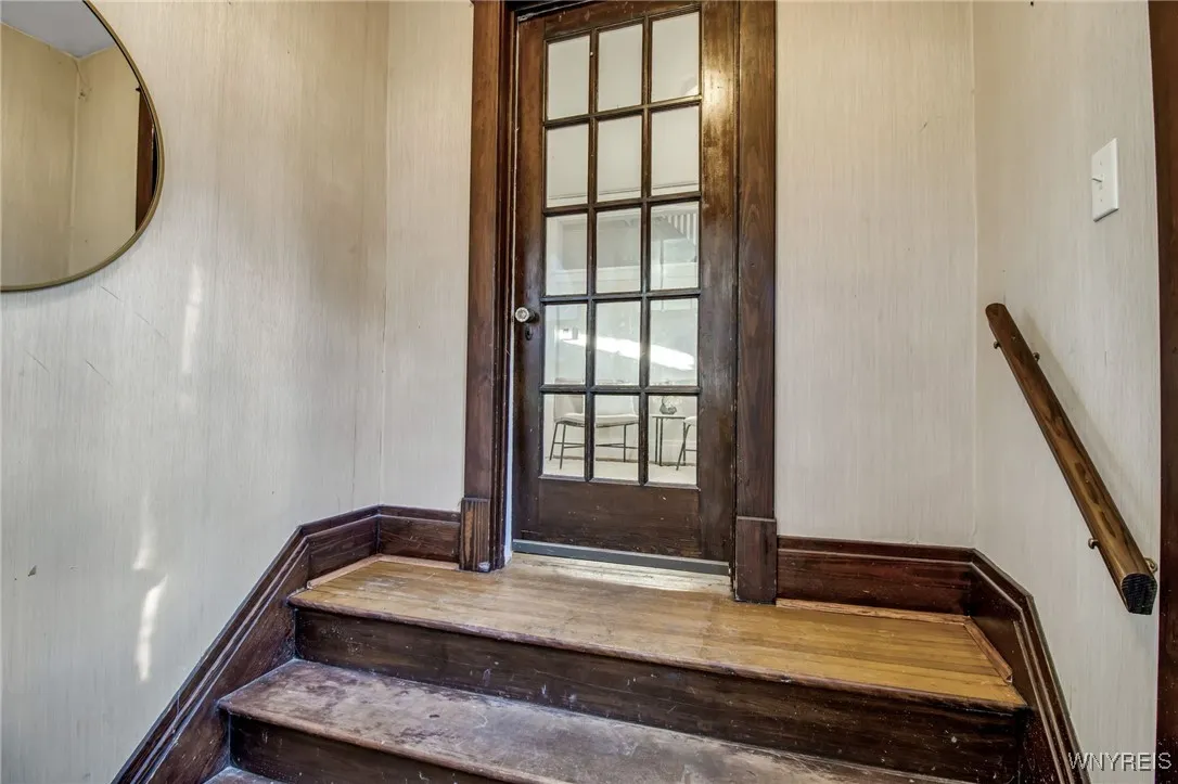 37 West Northrup Place, Buffalo, New York 14214, Buffalo, New York 14214, 3 Bedrooms Bedrooms, 7 Rooms Rooms,1 BathroomBathrooms,Residential,For Sale,37 West Northrup Place, Buffalo, New York 14214,0,B1645418