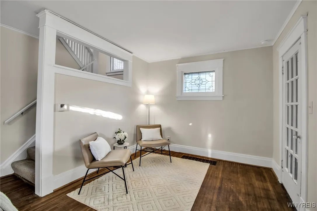 37 West Northrup Place, Buffalo, New York 14214, Buffalo, New York 14214, 3 Bedrooms Bedrooms, 7 Rooms Rooms,1 BathroomBathrooms,Residential,For Sale,37 West Northrup Place, Buffalo, New York 14214,0,B1645418