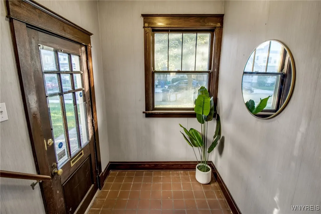 37 West Northrup Place, Buffalo, New York 14214, Buffalo, New York 14214, 3 Bedrooms Bedrooms, 7 Rooms Rooms,1 BathroomBathrooms,Residential,For Sale,37 West Northrup Place, Buffalo, New York 14214,0,B1645418