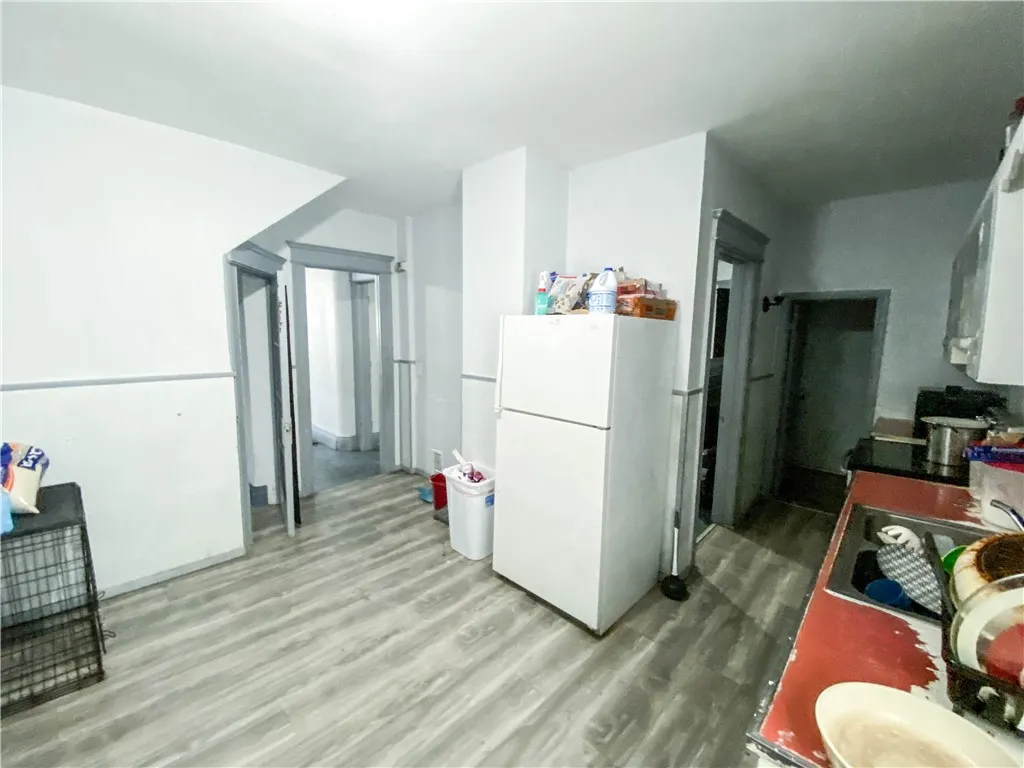 309 Emerson Street, Rochester, New York 14613, Rochester, New York 14613, 4 Bedrooms Bedrooms, 4 Rooms Rooms,1 BathroomBathrooms,Residential,For Sale,309 Emerson Street, Rochester, New York 14613,0,R1645183