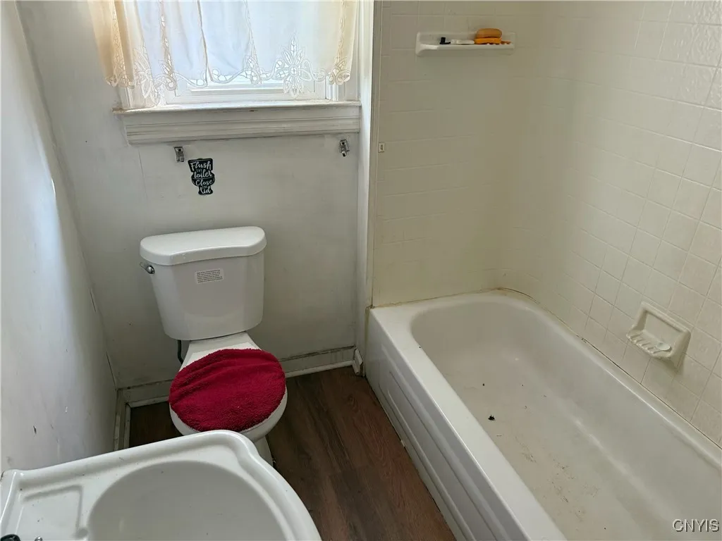 712 Roberts Street, Utica, New York 13502, Utica, New York 13502, 6 Bedrooms Bedrooms, ,2 BathroomsBathrooms,Residential,For Sale,712 Roberts Street, Utica, New York 13502,0,S1643735