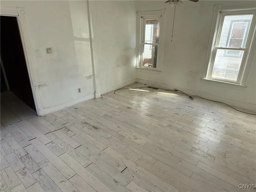 712 Roberts Street, Utica, New York 13502, Utica, New York 13502, 6 Bedrooms Bedrooms, ,2 BathroomsBathrooms,Residential,For Sale,712 Roberts Street, Utica, New York 13502,0,S1643735