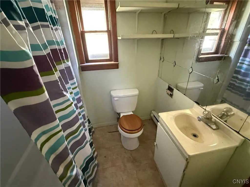 712 Roberts Street, Utica, New York 13502, Utica, New York 13502, 6 Bedrooms Bedrooms, ,2 BathroomsBathrooms,Residential,For Sale,712 Roberts Street, Utica, New York 13502,0,S1643735