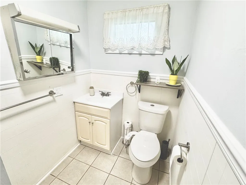 896 Britton Road, Greece, New York 14616, Greece, New York 14616, 3 Bedrooms Bedrooms, 7 Rooms Rooms,2 BathroomsBathrooms,Residential,For Sale,896 Britton Road, Greece, New York 14616,0,R1645357