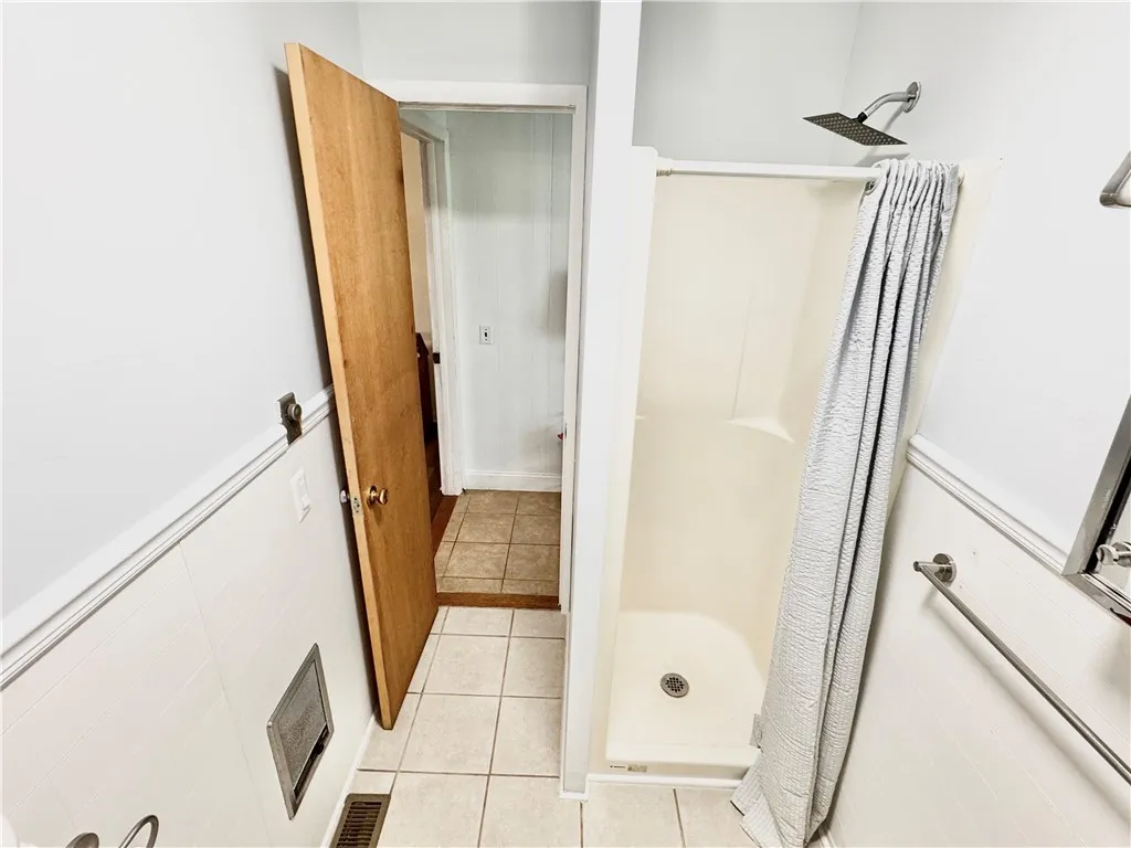 896 Britton Road, Greece, New York 14616, Greece, New York 14616, 3 Bedrooms Bedrooms, 7 Rooms Rooms,2 BathroomsBathrooms,Residential,For Sale,896 Britton Road, Greece, New York 14616,0,R1645357