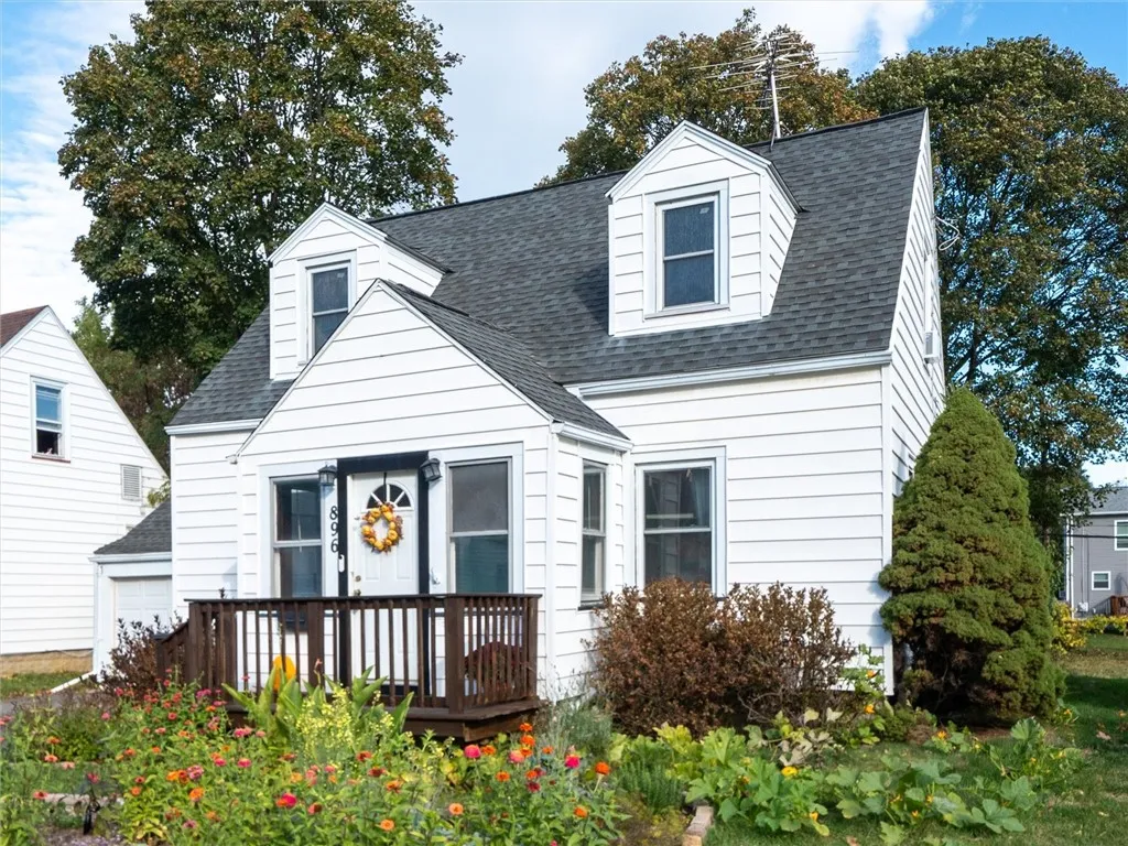 896 Britton Road, Greece, New York 14616, Greece, New York 14616, 3 Bedrooms Bedrooms, 7 Rooms Rooms,2 BathroomsBathrooms,Residential,For Sale,896 Britton Road, Greece, New York 14616,0,R1645357