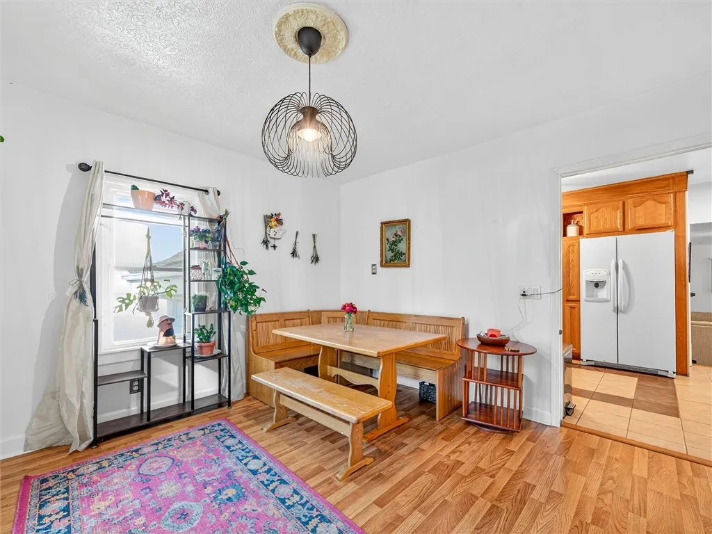896 Britton Road, Greece, New York 14616, Greece, New York 14616, 3 Bedrooms Bedrooms, 7 Rooms Rooms,2 BathroomsBathrooms,Residential,For Sale,896 Britton Road, Greece, New York 14616,0,R1645357