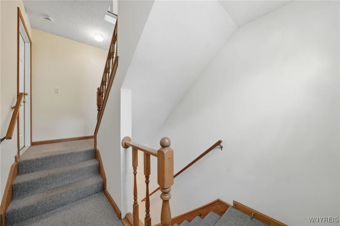 1 Beacon Park I, Amherst, New York 14228, Amherst, New York 14228, 2 Bedrooms Bedrooms, 5 Rooms Rooms,2 BathroomsBathrooms,Residential,For Sale,1 Beacon Park I, Amherst, New York 14228,0,B1645458