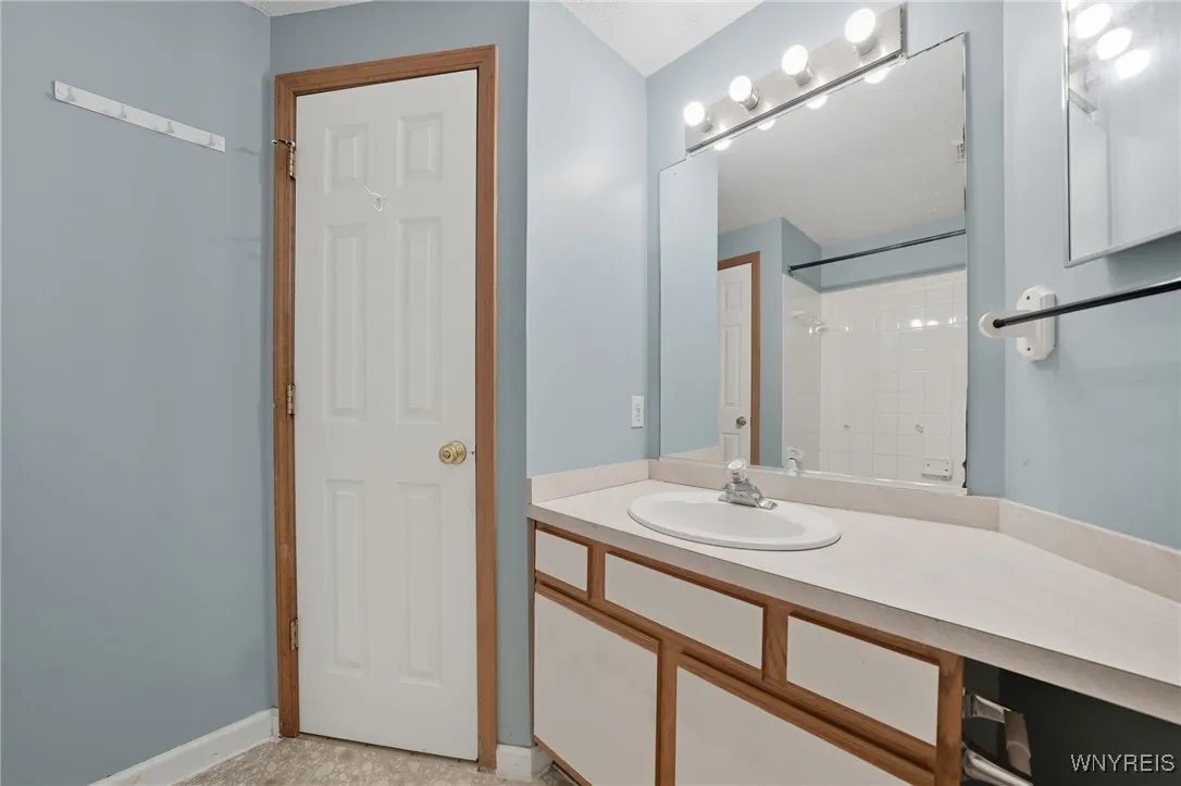1 Beacon Park I, Amherst, New York 14228, Amherst, New York 14228, 2 Bedrooms Bedrooms, 5 Rooms Rooms,2 BathroomsBathrooms,Residential,For Sale,1 Beacon Park I, Amherst, New York 14228,0,B1645458