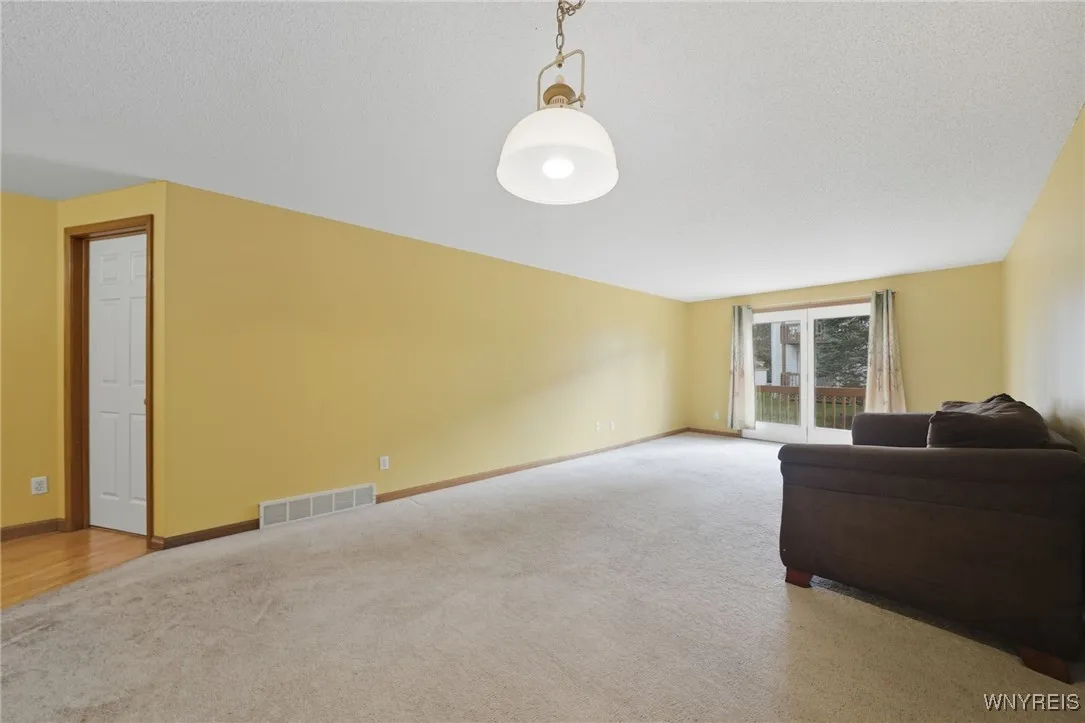 1 Beacon Park I, Amherst, New York 14228, Amherst, New York 14228, 2 Bedrooms Bedrooms, 5 Rooms Rooms,2 BathroomsBathrooms,Residential,For Sale,1 Beacon Park I, Amherst, New York 14228,0,B1645458