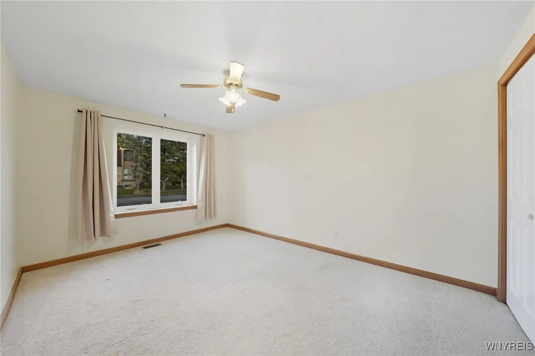 1 Beacon Park I, Amherst, New York 14228, Amherst, New York 14228, 2 Bedrooms Bedrooms, 5 Rooms Rooms,2 BathroomsBathrooms,Residential,For Sale,1 Beacon Park I, Amherst, New York 14228,0,B1645458