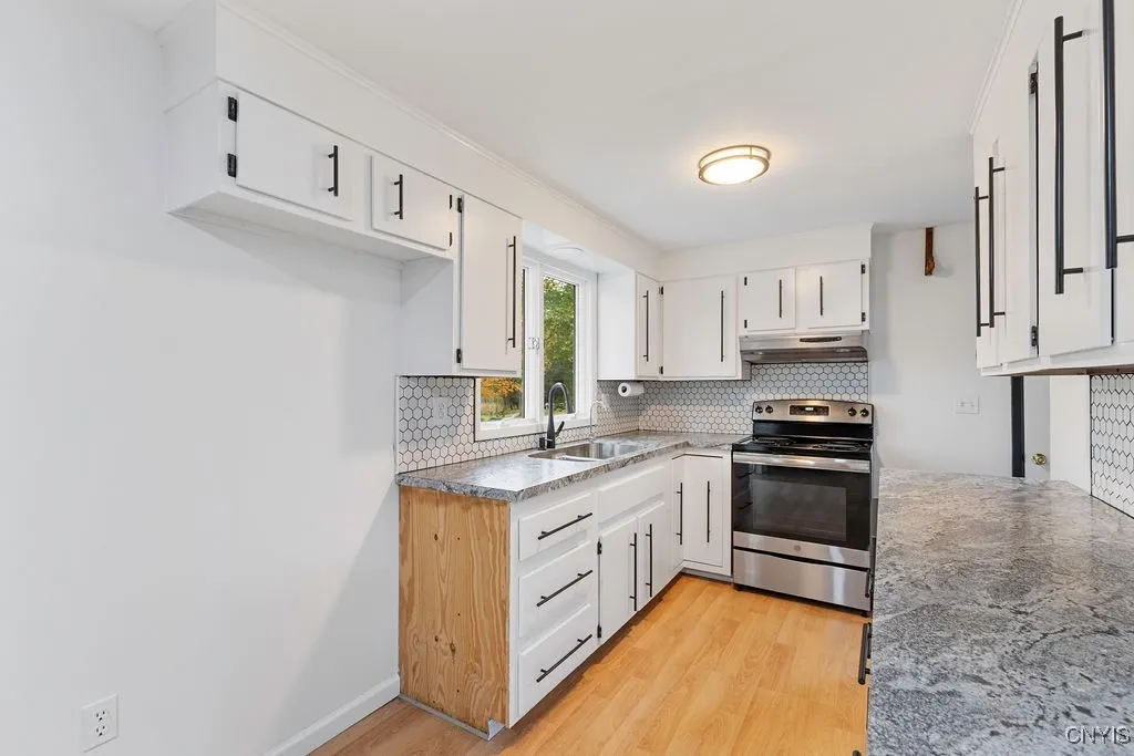 2115 Friendly Shores Drive, Preble, New York 13159, Preble, New York 13159, 3 Bedrooms Bedrooms, 7 Rooms Rooms,1 BathroomBathrooms,Residential,For Sale,2115 Friendly Shores Drive, Preble, New York 13159,0,S1645080