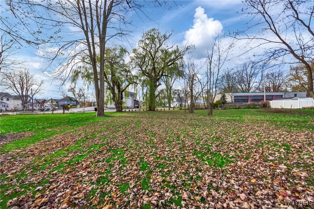 228 William Street, Tonawanda, New York 14150, Tonawanda, New York 14150, 2 Bedrooms Bedrooms, 5 Rooms Rooms,1 BathroomBathrooms,Residential Lease,For Rent,228 William Street, Tonawanda, New York 14150,0,B1644125