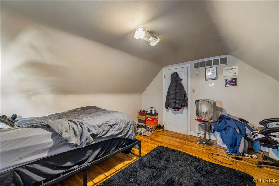 15 Chopin Place, Cheektowaga, New York 14211, Cheektowaga, New York 14211, 4 Bedrooms Bedrooms, 6 Rooms Rooms,1 BathroomBathrooms,Residential,For Sale,15 Chopin Place, Cheektowaga, New York 14211,0,B1645462