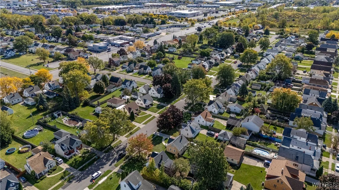 120 Leonard Post Drive, Cheektowaga, New York 1421, Cheektowaga, New York 14211, 3 Bedrooms Bedrooms, 6 Rooms Rooms,1 BathroomBathrooms,Residential,For Sale,120 Leonard Post Drive, Cheektowaga, New York 1421,0,B1645470