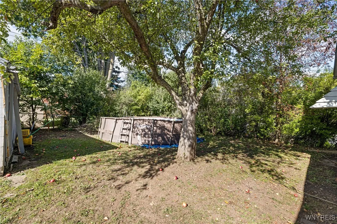 120 Leonard Post Drive, Cheektowaga, New York 1421, Cheektowaga, New York 14211, 3 Bedrooms Bedrooms, 6 Rooms Rooms,1 BathroomBathrooms,Residential,For Sale,120 Leonard Post Drive, Cheektowaga, New York 1421,0,B1645470