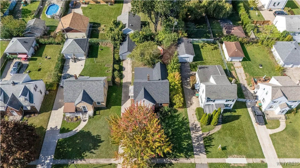 120 Leonard Post Drive, Cheektowaga, New York 1421, Cheektowaga, New York 14211, 3 Bedrooms Bedrooms, 6 Rooms Rooms,1 BathroomBathrooms,Residential,For Sale,120 Leonard Post Drive, Cheektowaga, New York 1421,0,B1645470