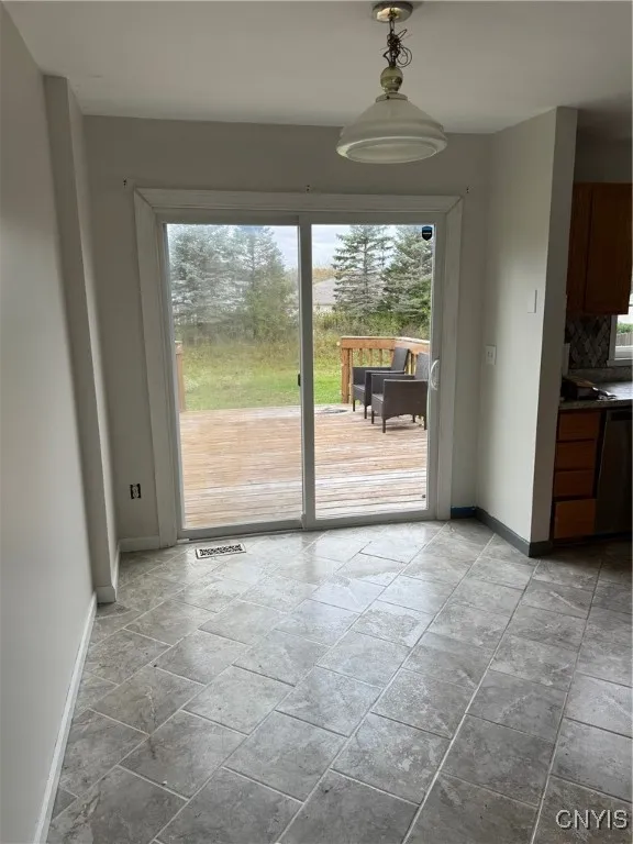 8281 Dampier Circle, Clay, New York 13090, Clay, New York 13090, 4 Bedrooms Bedrooms, 8 Rooms Rooms,2 BathroomsBathrooms,Residential Lease,Closed,8281 Dampier Circle, Clay, New York 13090,0,S1645411