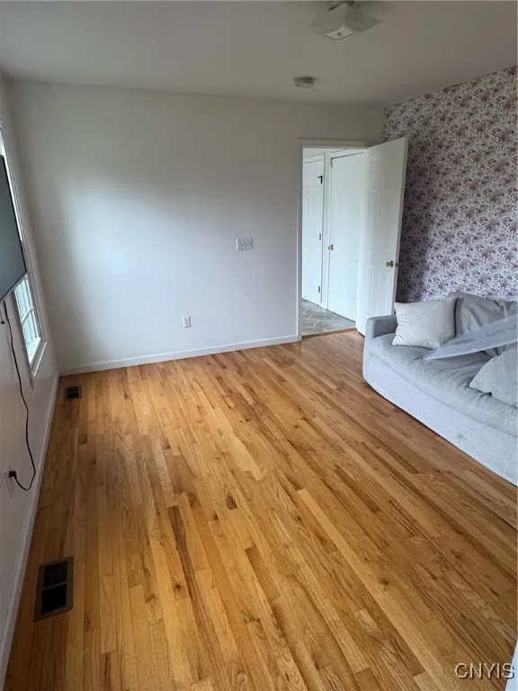 8281 Dampier Circle, Clay, New York 13090, Clay, New York 13090, 4 Bedrooms Bedrooms, 8 Rooms Rooms,2 BathroomsBathrooms,Residential Lease,Closed,8281 Dampier Circle, Clay, New York 13090,0,S1645411