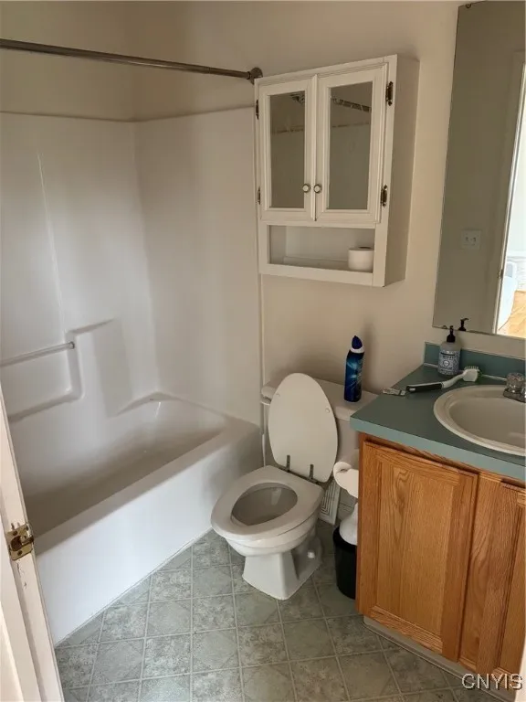 8281 Dampier Circle, Clay, New York 13090, Clay, New York 13090, 4 Bedrooms Bedrooms, 8 Rooms Rooms,2 BathroomsBathrooms,Residential Lease,Closed,8281 Dampier Circle, Clay, New York 13090,0,S1645411