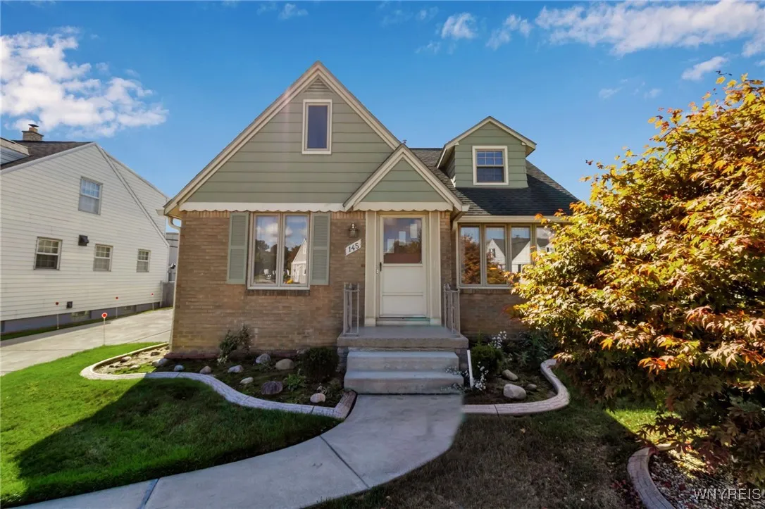 145 Rochelle Park, Tonawanda, New York 14150, Tonawanda, New York 14150, 3 Bedrooms Bedrooms, 7 Rooms Rooms,1 BathroomBathrooms,Residential,For Sale,145 Rochelle Park, Tonawanda, New York 14150,0,B1644891