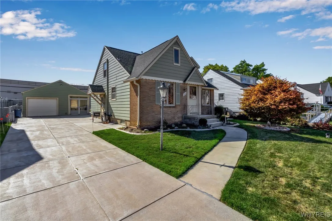 145 Rochelle Park, Tonawanda, New York 14150, Tonawanda, New York 14150, 3 Bedrooms Bedrooms, 7 Rooms Rooms,1 BathroomBathrooms,Residential,For Sale,145 Rochelle Park, Tonawanda, New York 14150,0,B1644891