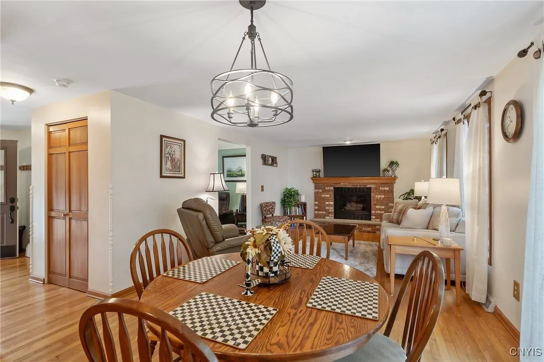 121 Nicks Way, Geddes, New York 13209, Geddes, New York 13209, 3 Bedrooms Bedrooms, 9 Rooms Rooms,2 BathroomsBathrooms,Residential,Closed,121 Nicks Way, Geddes, New York 13209,0,S1645480