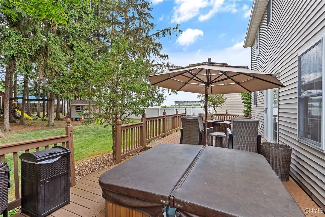 121 Nicks Way, Geddes, New York 13209, Geddes, New York 13209, 3 Bedrooms Bedrooms, 9 Rooms Rooms,2 BathroomsBathrooms,Residential,Closed,121 Nicks Way, Geddes, New York 13209,0,S1645480