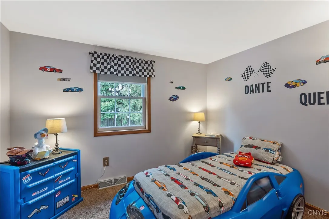 121 Nicks Way, Geddes, New York 13209, Geddes, New York 13209, 3 Bedrooms Bedrooms, 9 Rooms Rooms,2 BathroomsBathrooms,Residential,Closed,121 Nicks Way, Geddes, New York 13209,0,S1645480