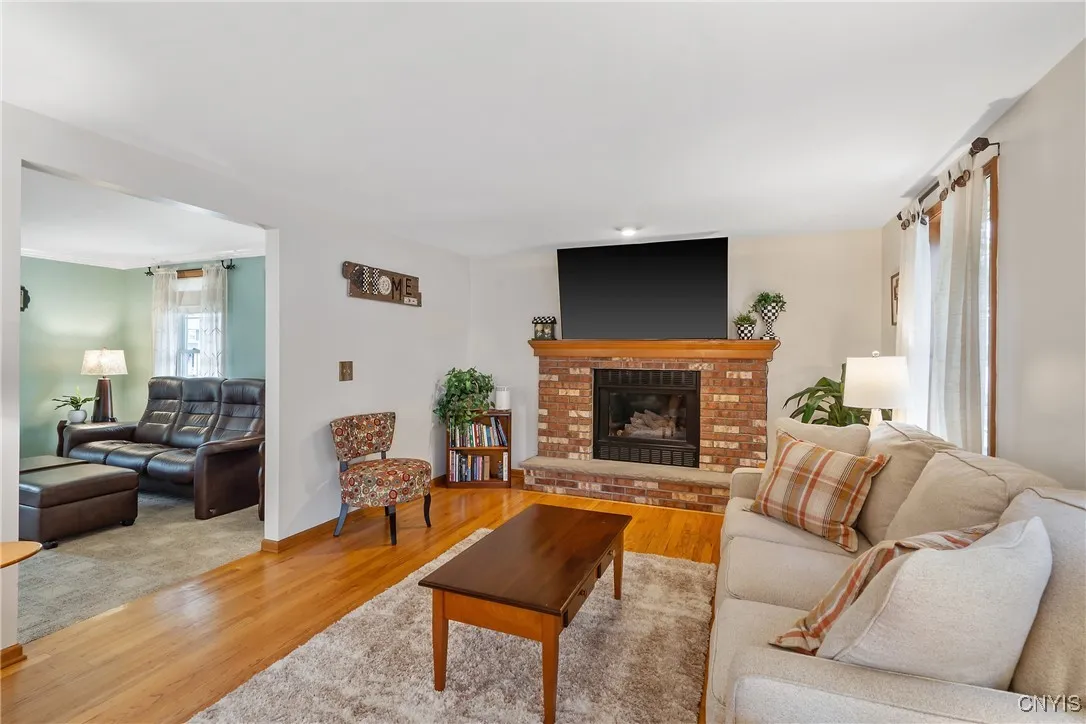 121 Nicks Way, Geddes, New York 13209, Geddes, New York 13209, 3 Bedrooms Bedrooms, 9 Rooms Rooms,2 BathroomsBathrooms,Residential,Closed,121 Nicks Way, Geddes, New York 13209,0,S1645480