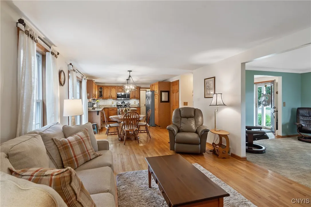 121 Nicks Way, Geddes, New York 13209, Geddes, New York 13209, 3 Bedrooms Bedrooms, 9 Rooms Rooms,2 BathroomsBathrooms,Residential,Closed,121 Nicks Way, Geddes, New York 13209,0,S1645480