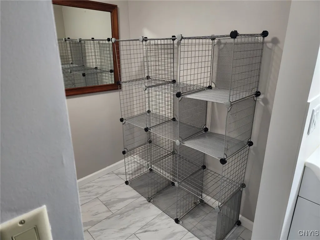 113 Brookline Road, Salina, New York 13208, Salina, New York 13208, 2 Bedrooms Bedrooms, 4 Rooms Rooms,2 BathroomsBathrooms,Residential Lease,For Rent,113 Brookline Road, Salina, New York 13208,0,S1645351