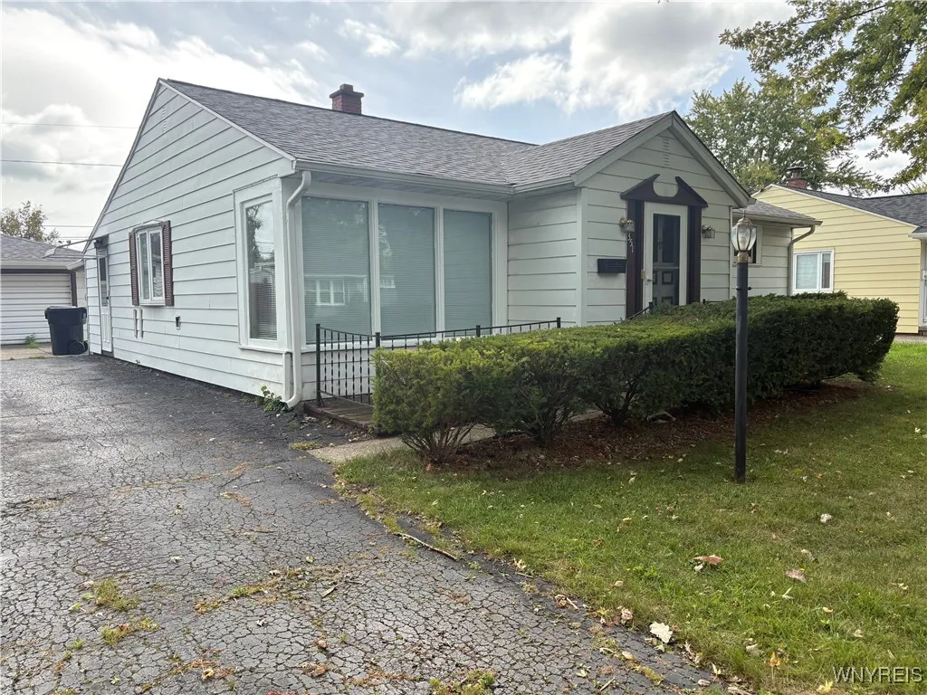 351 Darlington Drive, Tonawanda, New York 14223, Tonawanda, New York 14223, 3 Bedrooms Bedrooms, 7 Rooms Rooms,1 BathroomBathrooms,Residential,Closed,351 Darlington Drive, Tonawanda, New York 14223,0,B1643934