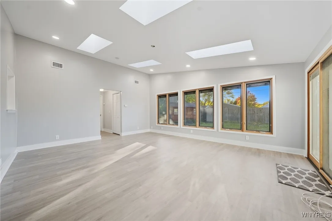 144 Heritage Road, Tonawanda, New York 14150, Tonawanda, New York 14150, 4 Bedrooms Bedrooms, 8 Rooms Rooms,2 BathroomsBathrooms,Residential,For Sale,144 Heritage Road, Tonawanda, New York 14150,0,B1643842