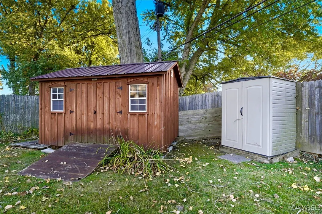 144 Heritage Road, Tonawanda, New York 14150, Tonawanda, New York 14150, 4 Bedrooms Bedrooms, 8 Rooms Rooms,2 BathroomsBathrooms,Residential,For Sale,144 Heritage Road, Tonawanda, New York 14150,0,B1643842
