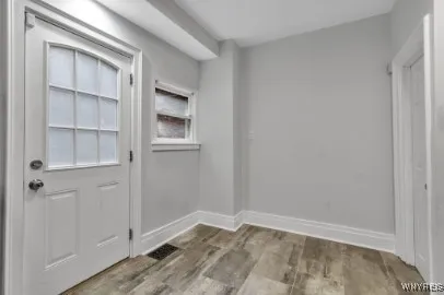 105 Mariner Street, Buffalo, New York 14201, Buffalo, New York 14201, 3 Bedrooms Bedrooms, 6 Rooms Rooms,1 BathroomBathrooms,Residential Lease,For Rent,105 Mariner Street, Buffalo, New York 14201,0,B1645254